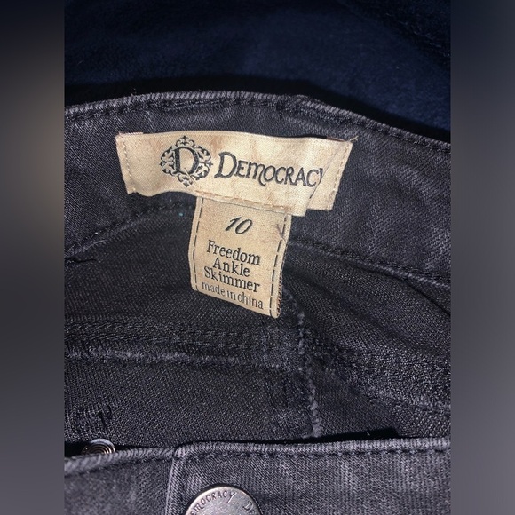 Democracy Freedom Ankle Skimmer Jeans NWT Black Size 10 - Picture 3 of 10